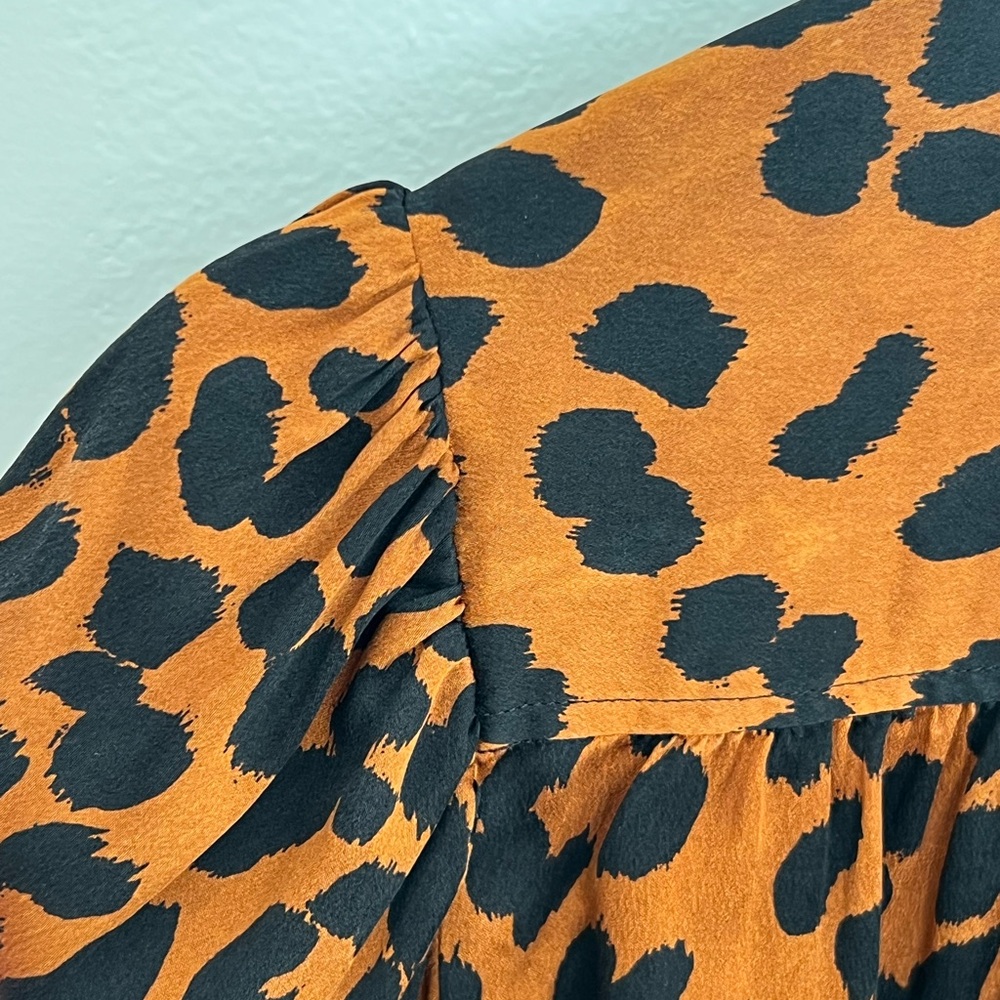 Saint Laurent Animal Print Blouse with Bow - Picture 5 of 6